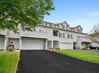 6802 Meadow Grass Ln S, Cottage Grove, MN 55016