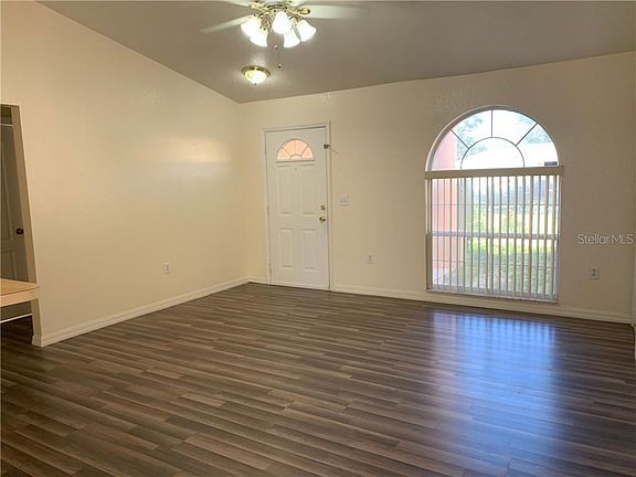 3rd image of 443 Jay Ct