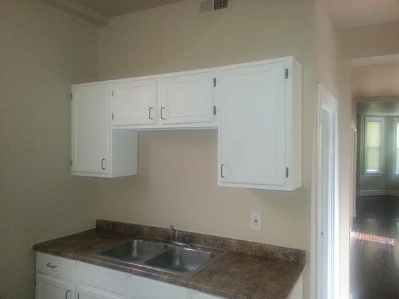 4th image of 144 E 114th Pl #1
