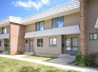 6 Cedarland Ct #6, Cromwell, CT 06416