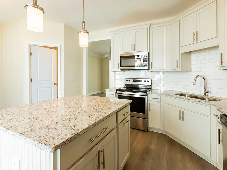 305 Kara Ln — Photo 9