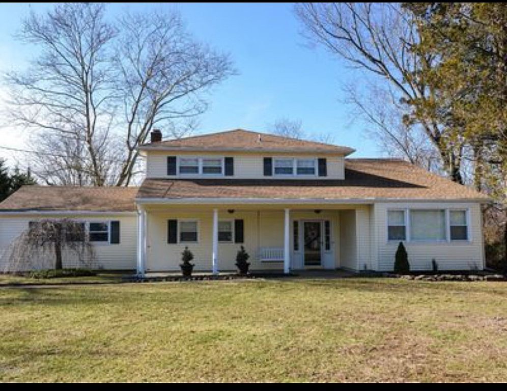 60 Clearview Dr - Property Image