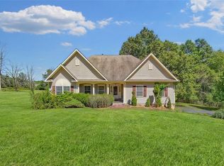 23 Ann Elizabeth Dr, Washingtonville, NY 10992