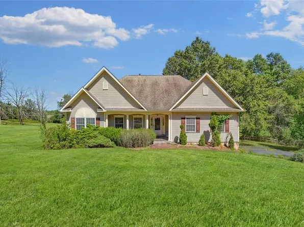 23 Ann Elizabeth Drive, Washingtonville, NY 10992