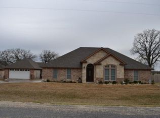 122 Blue Ribbon Ln, Stephenville, TX 76401