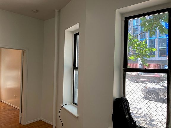 3rd image of 454 W 36th St #2F