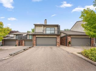 6121 Blake Ridge Rd, Edina, MN 55436