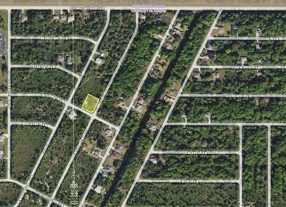 2nd image of 113 Saluda Ter