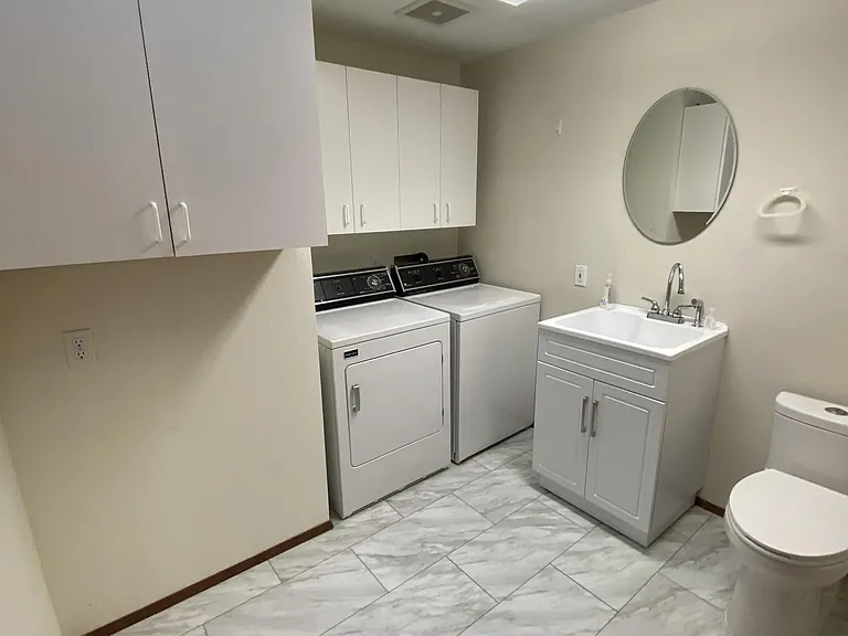501 E Michelle Dr — Photo 14
