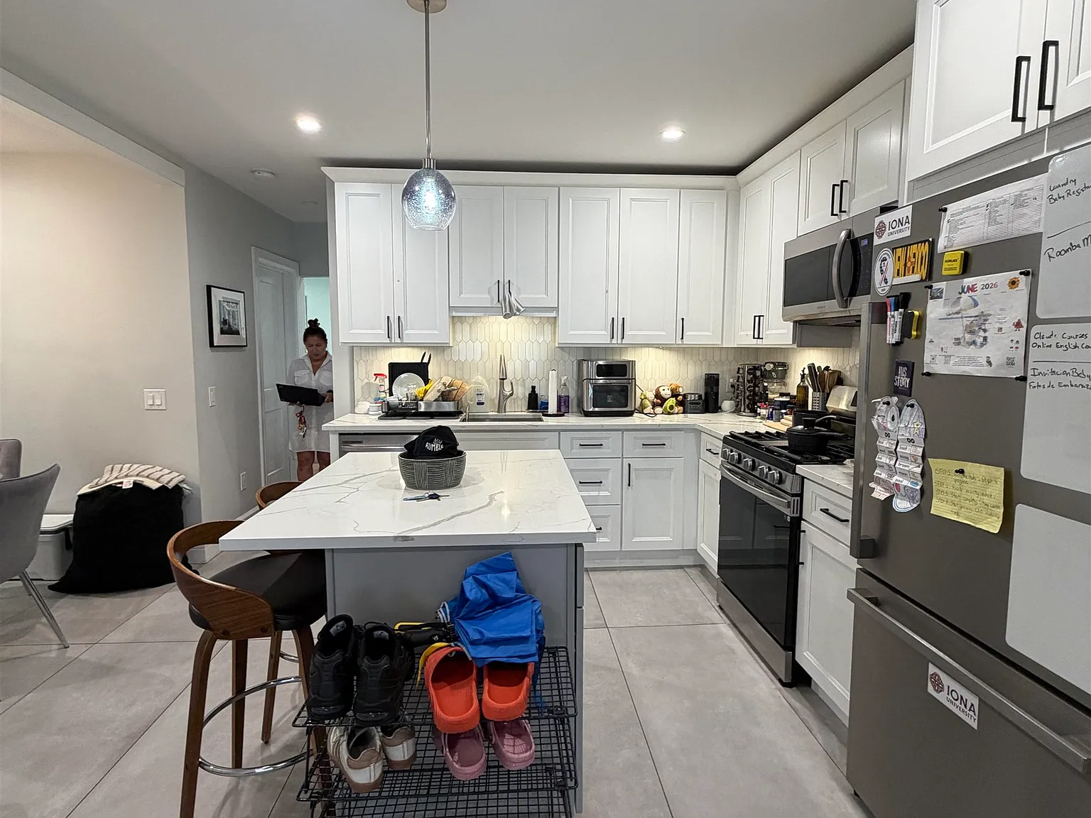 2 bed, 1.0 bath, $2,800 — Photo 4
