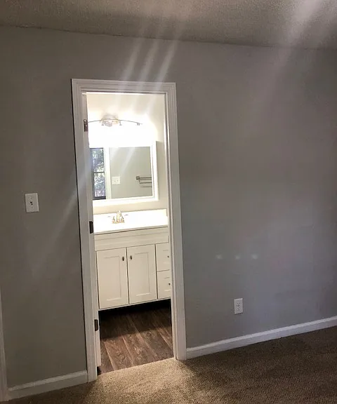 140 Pineland Cir #140 — Photo 11