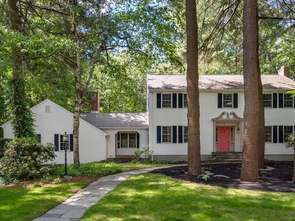11 Robertson Rd, Auburn, MA 01501