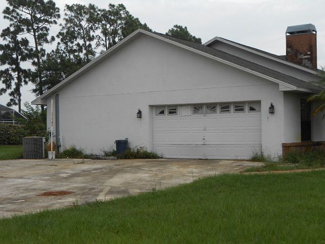 2nd image of 1320 Englewood Dr
