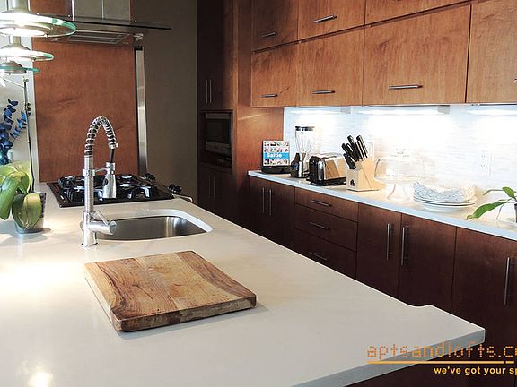 4th image of 63 Skillman Ave APT 2B