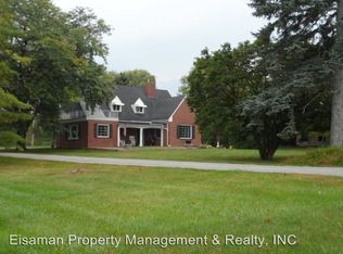 1703 N Main St, Auburn, IN 46706