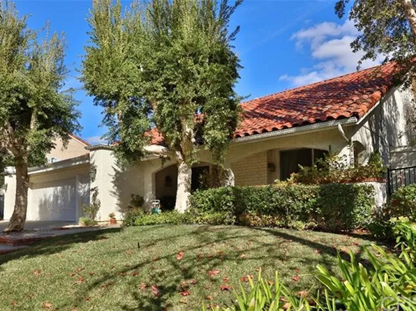 23311 Park Mariposa, Calabasas, CA 91302