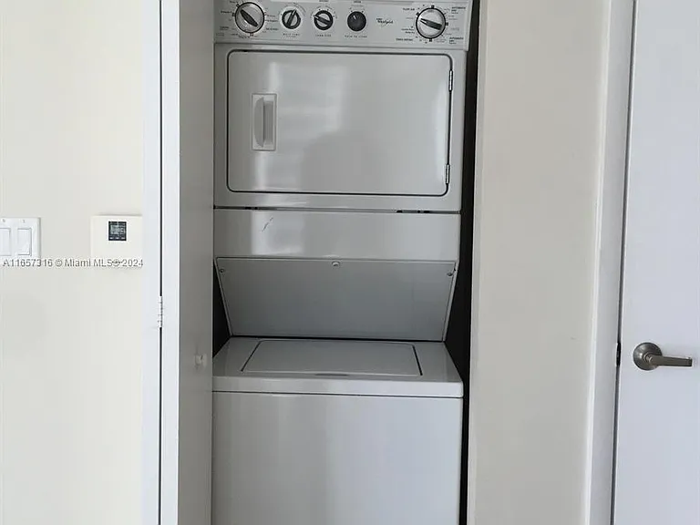 495 Brickell Ave #2010 — Photo 6