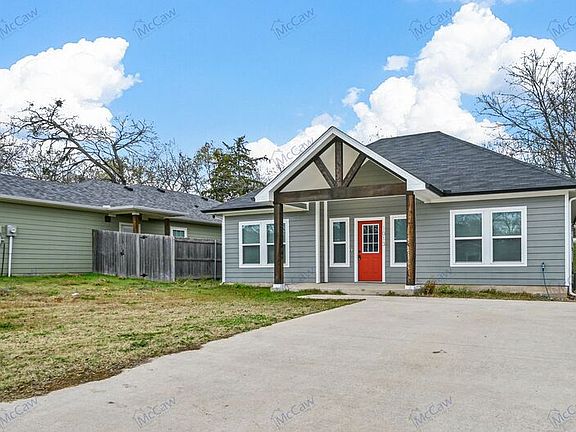 2nd image of 1013 E Epstein St