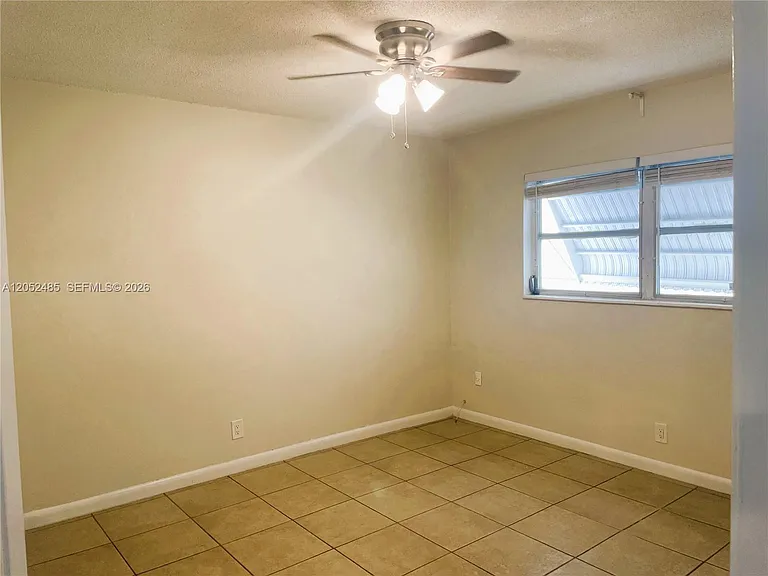 1830 Cleveland St #2 — Photo 12