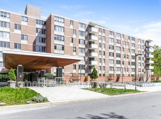 2939 Van Ness St NW APT 402, Washington, DC 20008