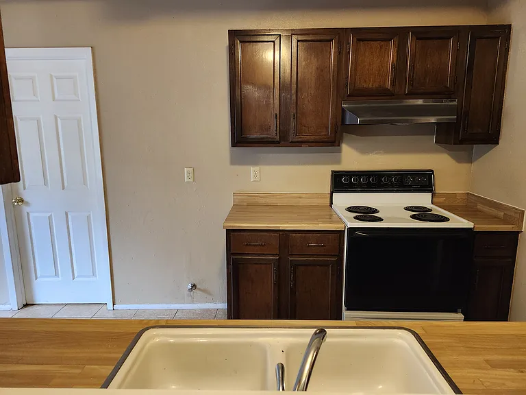13202 De La Vista St — Photo 9