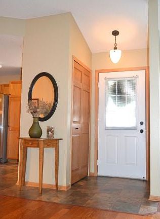 2nd image of 729 Lake View Echo