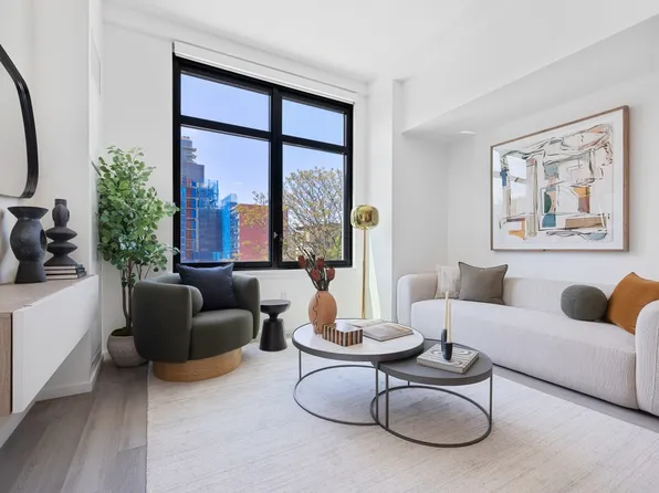 504 Sackett Street image 2 of 27