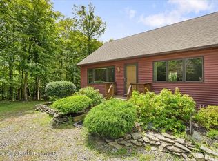 73 Woods Dr, Clinton Corners, NY 12514