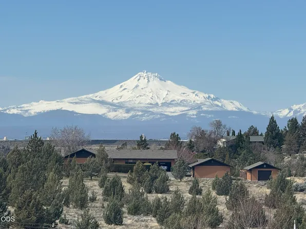 NE Hilltop Ln #31, Madras, OR 97741