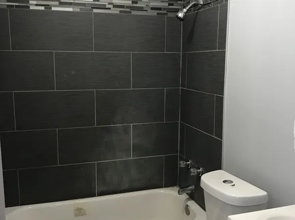 5730 Garfield Ave, Kansas City, MO 64130