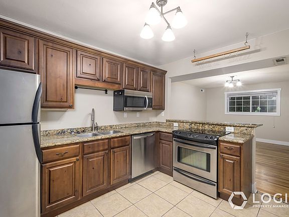 4th image of 804 E 300 S APT 23