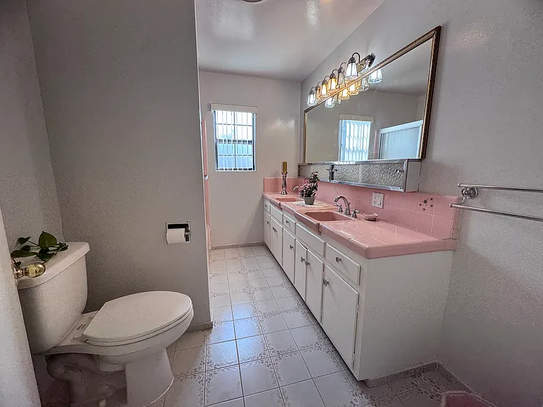 4022 Vista Ct #GUEST HOUSE — Photo 7