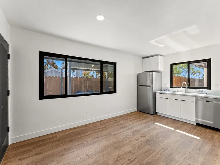4768 Arizona St #2 — Photo 3