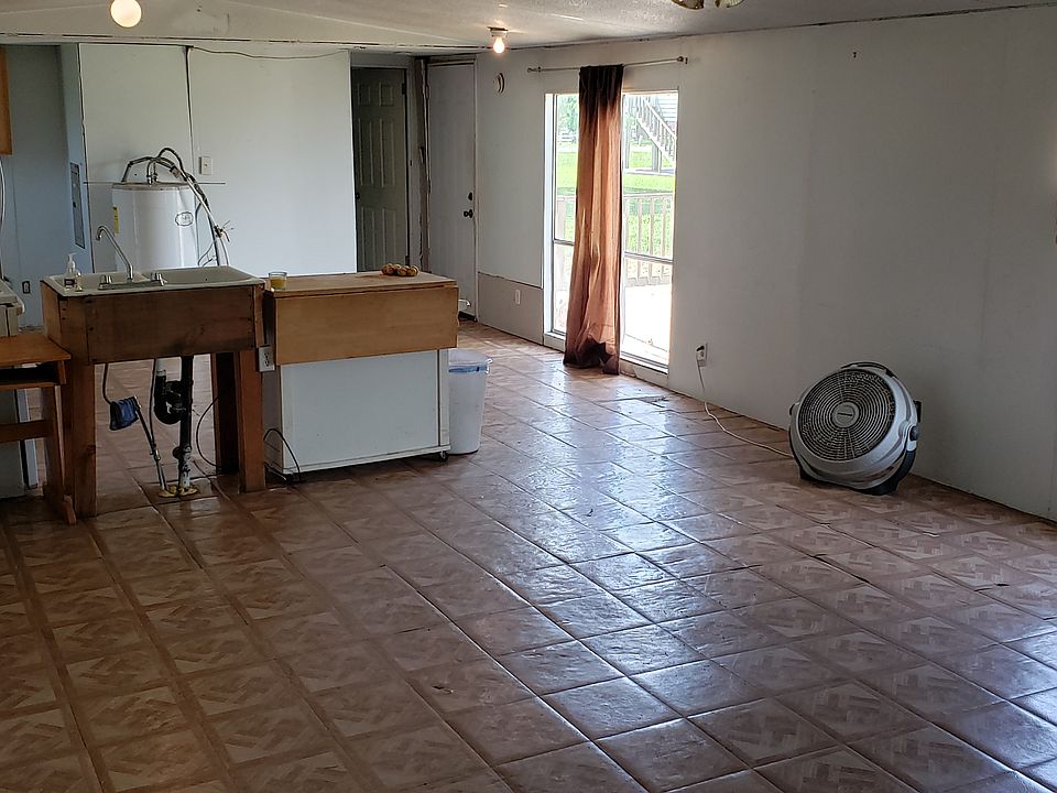 2nd image of 85 Enchanted Ln