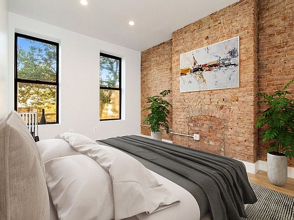 2nd image of 69 Meserole Ave APT 1R