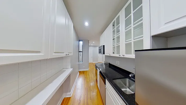 Rented by Compass | media 23