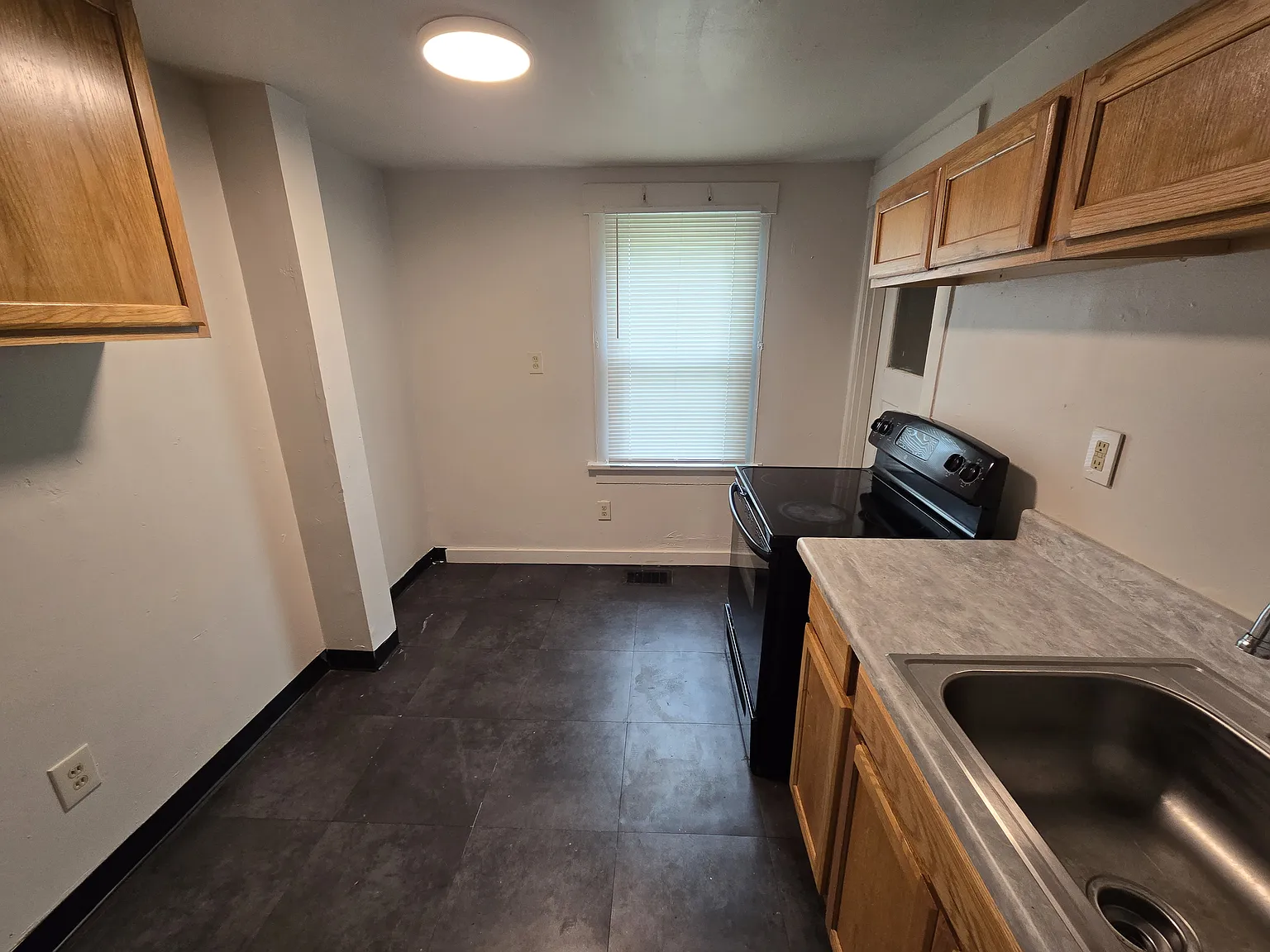 1 bed, 550 sqft, $800 — Photo 4