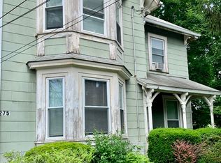 275 Crescent St #1, Waltham, MA 02453