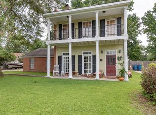 935 Rosedown Ln, Lafayette, LA 70503