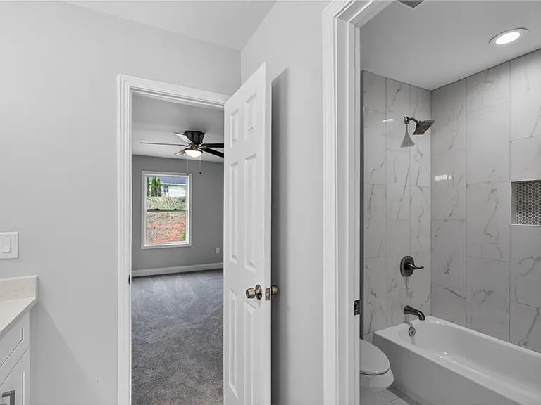 1226 Bloomsbury Ln — Photo 21