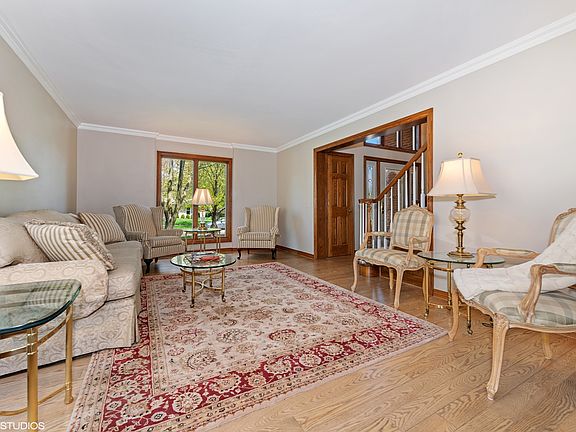 4th image of 1378 Green Trails Dr