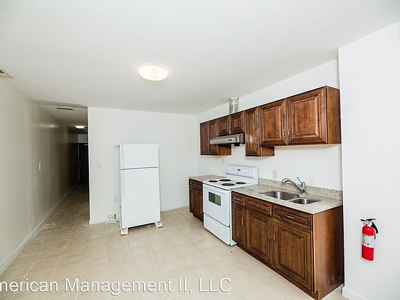 3rd image of 2516 N Charles St #9466638