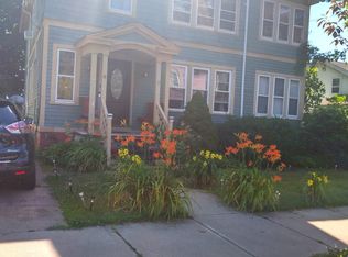 7 Downing St, New Haven, CT 06513