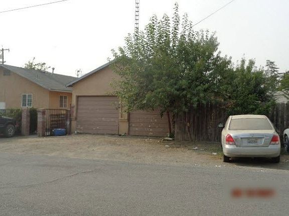 2nd image of 105 4th St