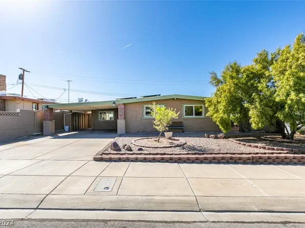 236 Hillcrest Dr, Henderson, NV 89015