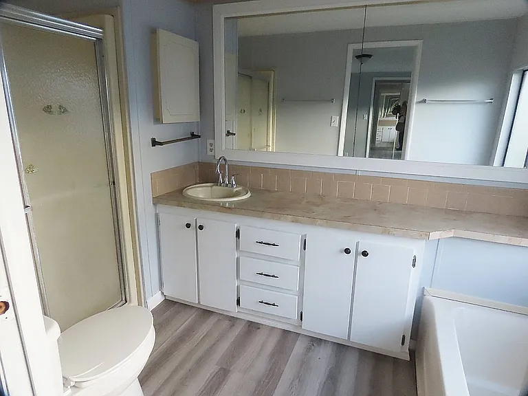 1077 Quail Dr — Photo 10