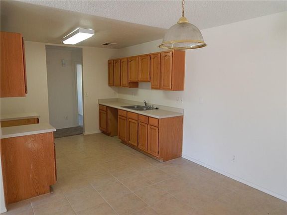 5th image of 12513 Jon Evans Dr