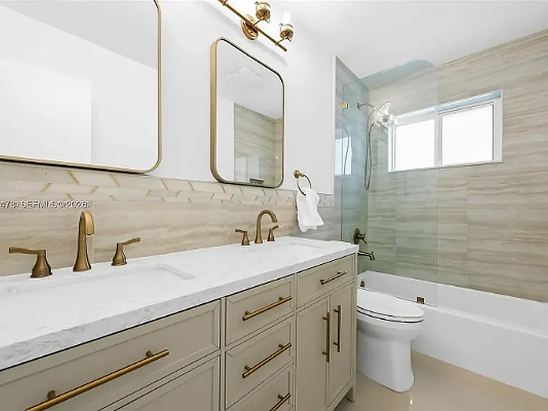 3410 Cleveland St — Photo 17