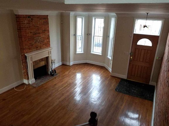 2nd image of 1633 Marion St NW
