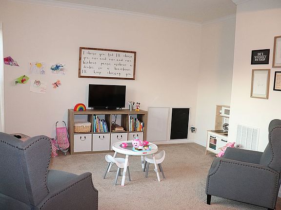 5th image of 7942 Megan Meadow Dr